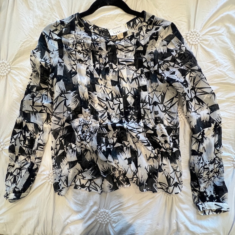 Nicole Miller blouse - Small petite

(Artelier)